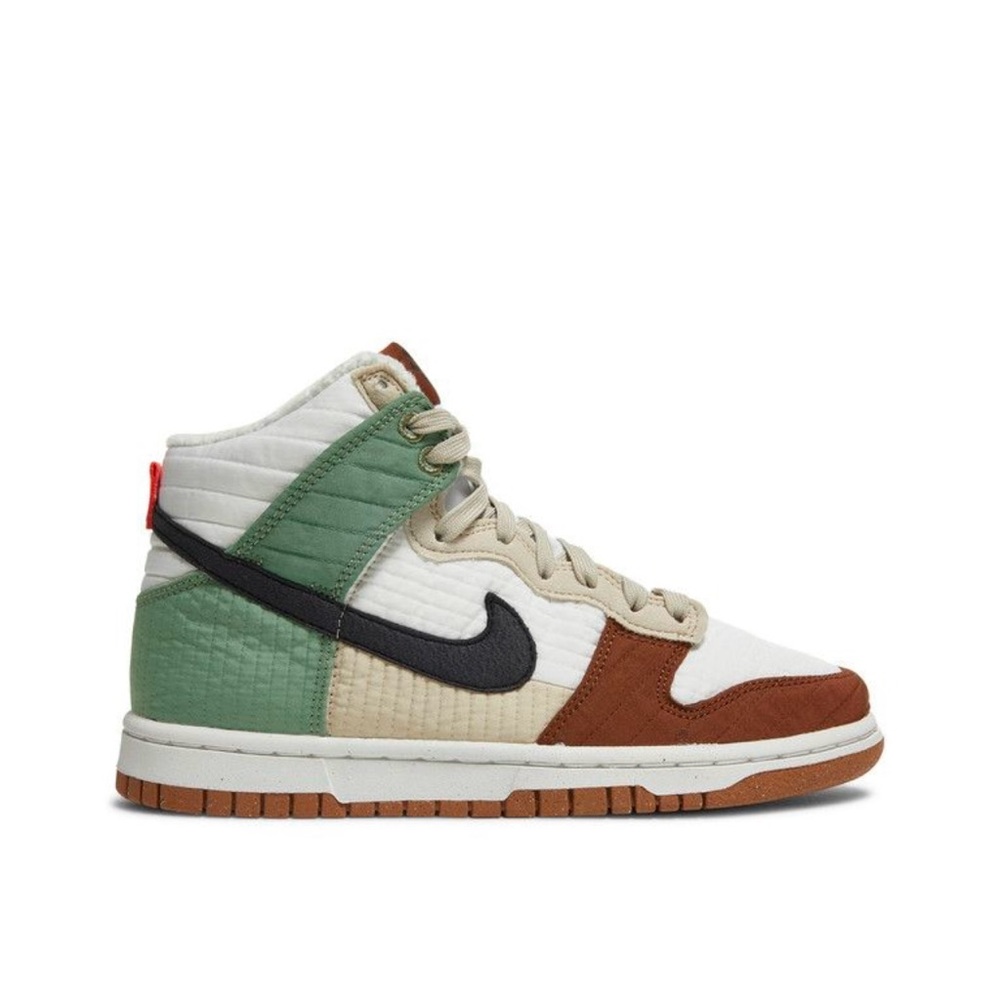 Nike Dunk High XL in ‘Toasty’